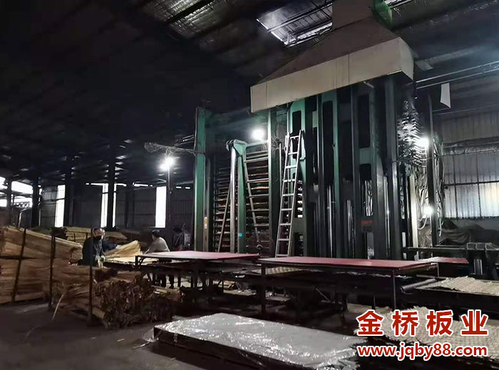 桥梁竹胶板生产厂家