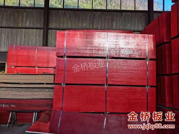 山东竹胶板厂家规格尺寸有哪些？